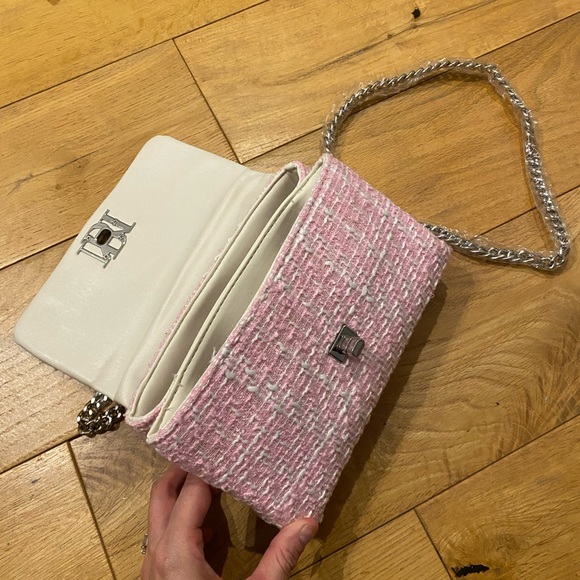 Badgley Mischka pink tweed crossbody purse - Picture 12 of 14